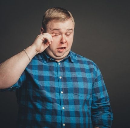 Itchy eyes